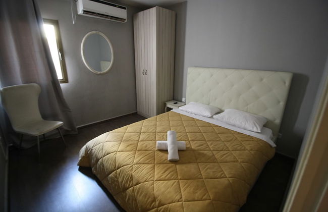 Rich Luxury Suites - Photo 4