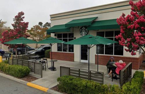 NEW Modern 4BD I 2BA Home 30MIN to Berkeley,SF,Napa - Foto 33