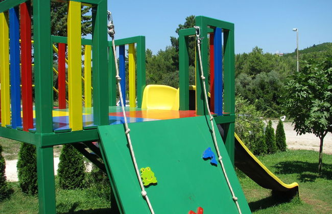 Maki Apartments - Photo 42