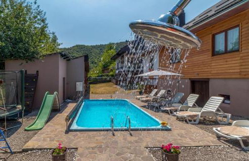 4 Bedroom Stunning Home In Plaski - Foto 10