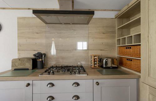 Rolling Hills Splash Escape -No Commercial Sign written Vehicles,Fishing Nearby & Communal Swimming Pool ,Pool open April to September - Foto 19