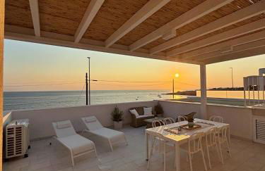 Villetta Annamari' - Fronte Mare Con Piscina Privata A Santa Maria Di Leuca - Foto 8