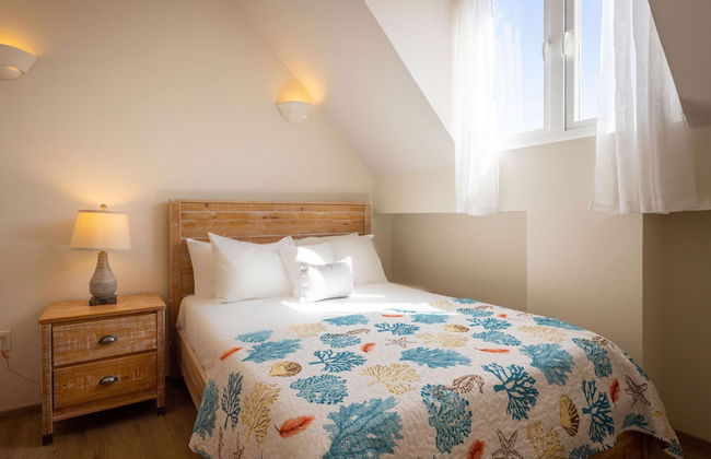 Historic Heartbeat 2BR Townhouse in Central Bliss - Foto 13