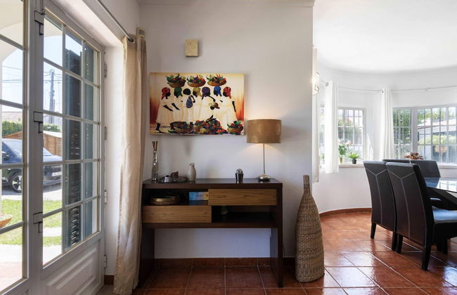 Sesimbra Stylish Villa by Homing - Photo 60