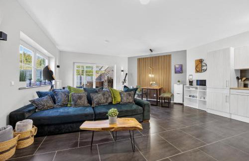 JUNIPRO Luxury Apartments - Photo 43