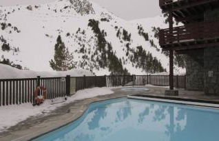 Appartement ARC 1950 m, Ski au pied, piscine extérieure chauffée, remontées mécaniques à 100m, sauna et salle de sports - Foto 24