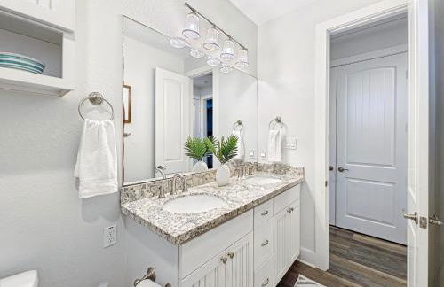 Beachside Heated Pool Hot Tub 2 King Beds Firepit - Foto 19