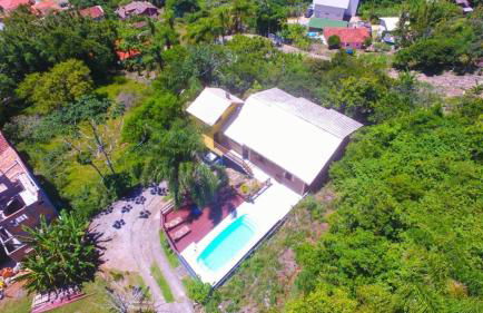 Casa Vista Privilegiada: Piscina e Conforto - Foto 29