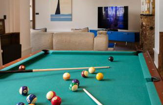 Private Oasis: Luxe 20-guest Estate, Jacuzzi, 8 Ha - Foto 59