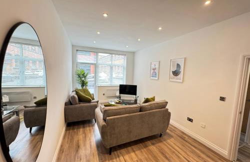 STUNNING APARTMENT - 2 DOUBLE BEDROOMS - EN-SUITE - FREE ALLOCATED PARKING - JQ QUARTER - BIRMINGHAM CITY CENTRE - SLEEPS 6 GUESTS - 2 BATHROOMs - Foto 13