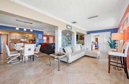 4bd 2ba Waterfront House with Pool, Hot Tub & Boat! - Foto 26