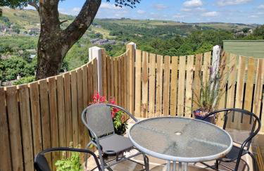 The Scullery - a quirky annex with wood fire - Foto 5