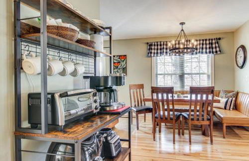 1 Mi to Dtwn Black Mountain Home with Patio and Yard - Foto 10