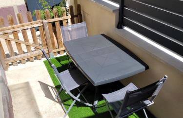 Paris par métro 4 - RER B - calme - patio privé - Foto 4