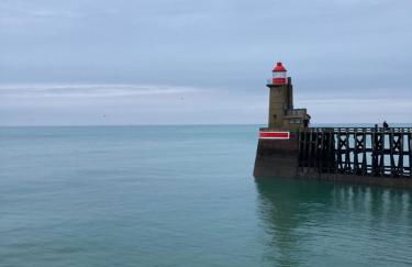 Charmant Studio avec vue sur le port et falaises - Foto 38