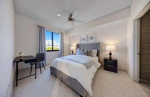 Prestige Living in DTWN 3 Min From Las Olas - Photo 4