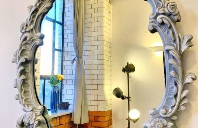 Unique Industrial Apartment - Foto 9