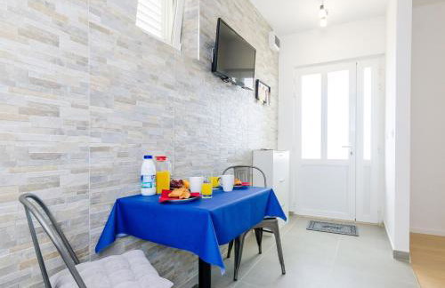 Miracle Apartments - Comfort Studio Apartment with Terrace and City View - Foto 34
