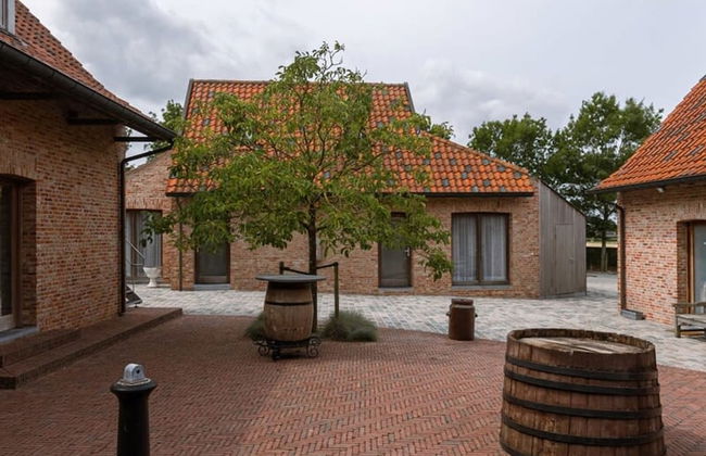 Lovely Andr Farm in the Greenery of Kortrijk - Photo 40