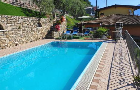 Casa Elka Residence Lake view and pool by Garda Domus Mea - Photo 2