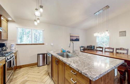 Homewood Cabin Among the Pines - Foto 9