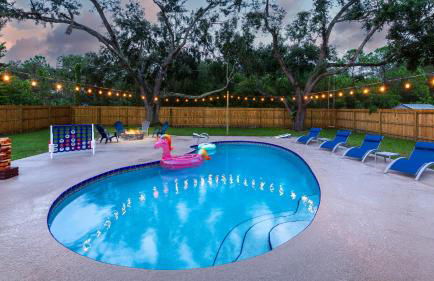 Heated Pool, Game Room & 4Bdrm - Bay Bungalow - Foto 4