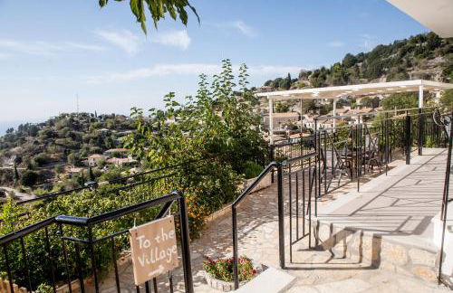 Plagia's Sunset Apartments - Photo 45