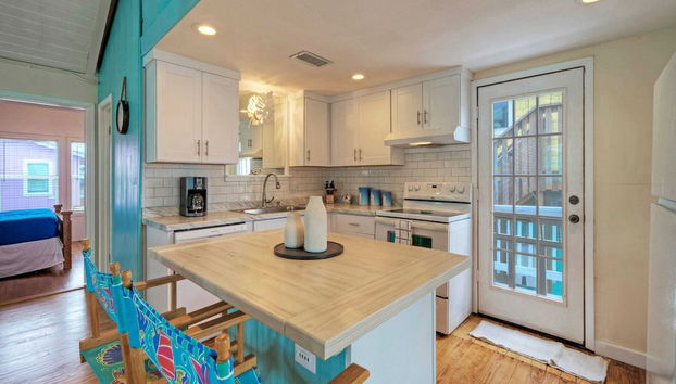 Port A Cottage by Avantstay Private Patio + Deck Designed for Groups - Foto 3, Interior