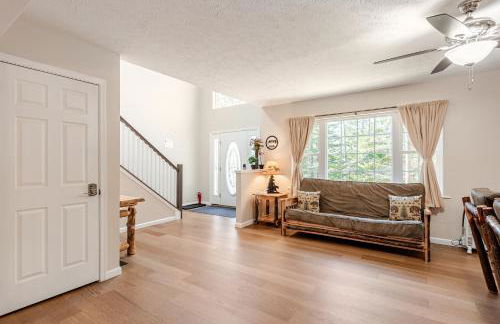 The Hangout Haven - Theater, Hot tub, Pickleball, Ping pong, Firepit - Foto 9