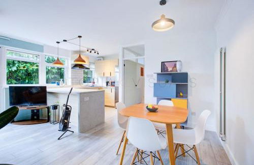 Stylish quiet garden flat with parking in London Zone 4 - Foto 15