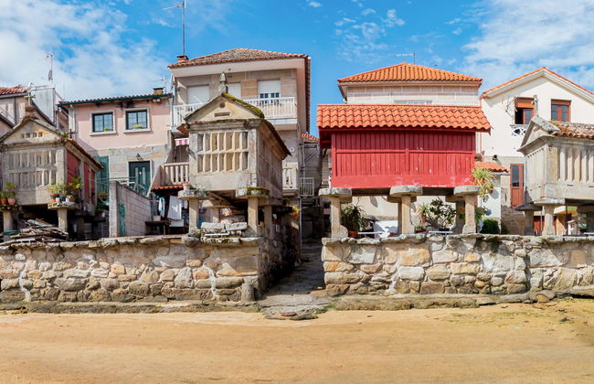 Rías Baixas Day Trip + Boat Ride - Photo 1