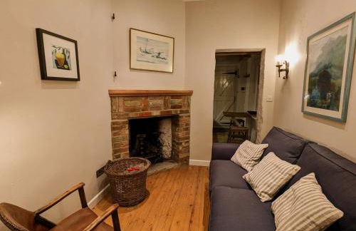 The Lookout: Cosy Compact Cottage - Photo 12