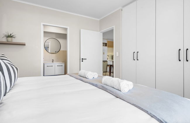 Mayfair Luxury 212 - Photo 20