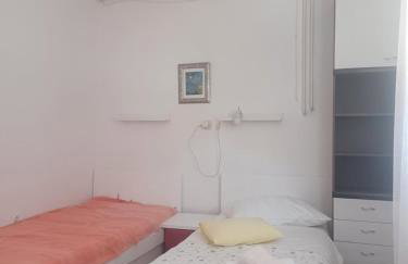 Apartments by the sea Banjol - Rab - 4965 - Photo 11