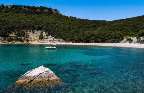 Spacious Villa With Pool and Garden in Stokovci - Foto 106