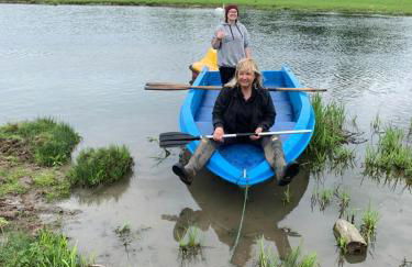 Hertford farm Woodland cabin pet friendly firepit bbq - Foto 39