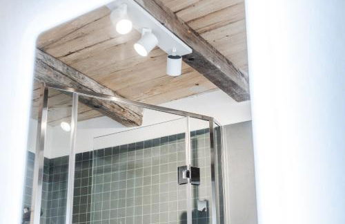 Smart House - Free WiFi & Air Conditioning - Photo 18