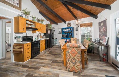 At The Ski Resort Entrance, Gas Fireplace, Deck, Firepit, - Foto 38