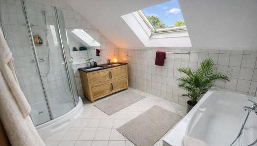 Ferienhaus ,,Pier 7" am See - 2 Wohnungen mit Garten für bis zu 11 Personen, einzeln oder zusammen buchbar - Foto 5