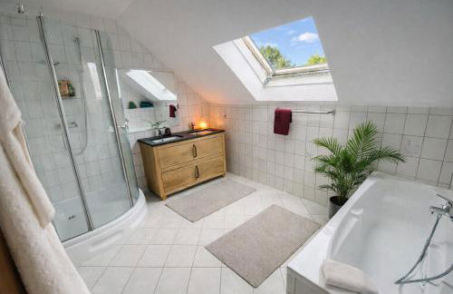 Ferienhaus ,,Pier 7" am See - 2 Wohnungen mit Garten für bis zu 11 Personen, einzeln oder zusammen buchbar - Foto 5