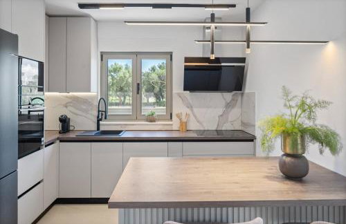 Villa San Pietro A Luxurious Seaside Retreat in Kaštel Štafilić - Foto 14