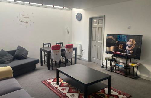 Lancing Apartments - Spacious 2 Bed - Sleeps 6 - Burnham Village - Foto 27