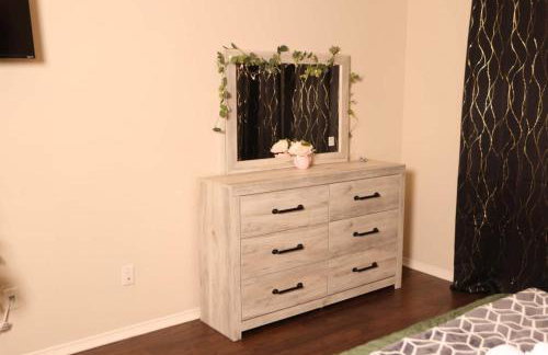 Media Room Pool Table Office Room Kitchen - Foto 21