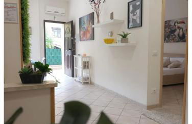 Domus REA - Appartamento moderno con check-in automatico H24 e area esterna privata - Foto 15