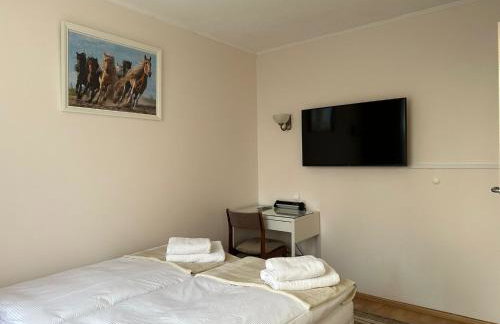Apartament Bazyliańska - 100m do Metra "Bródno", 20 minut do centrum Warszawy - Foto 8