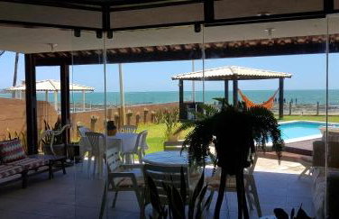 Casa a beira mar com 4 suites e muito conforto - Photo 18