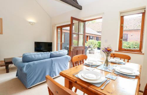 Holly Berry - Foto 9