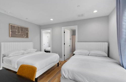 Mins to Downtown- Formula 1 - ACL - Foto 10