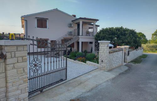 Apartmani Bernarda - Photo 4