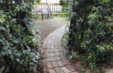 Garden in the center - Photo 2